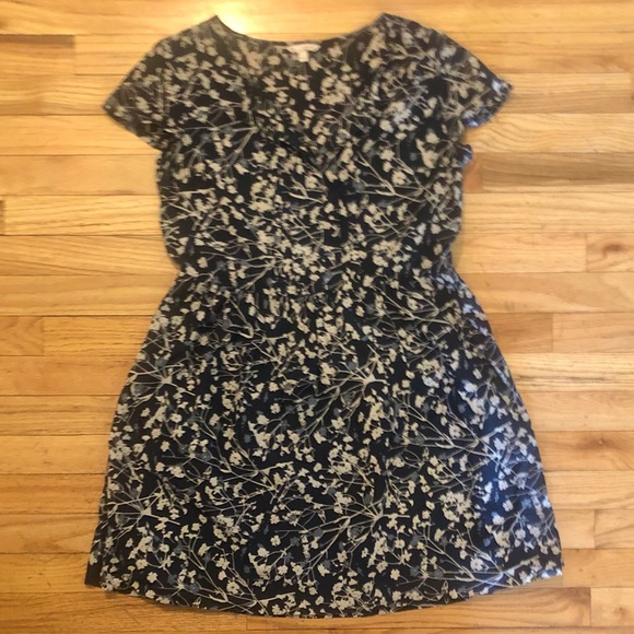 GAP Navy and white floral v-neck pleated dress with pockets Small - Picture 2 of 8